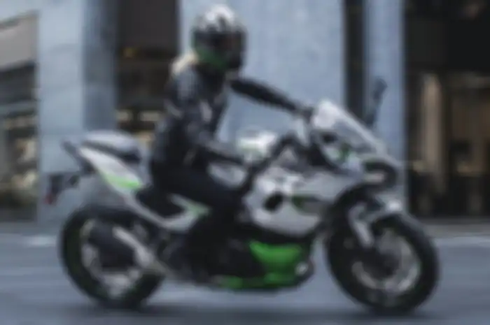 Motor hybrid Kawasaki Ninja 7 punya mode full listrik