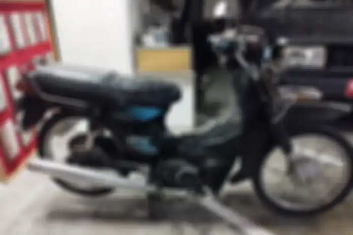 Lelang motor murah Suzuki Bravo tahun 2002 di Yogyakarta.