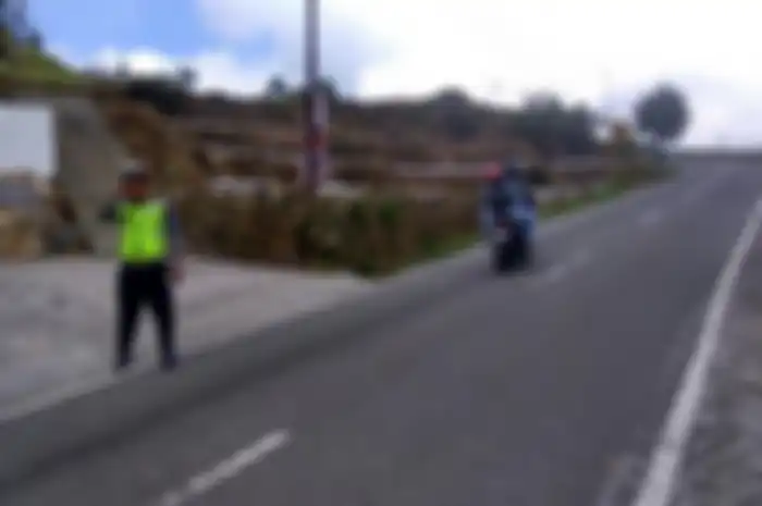 Jalur Bawang-Dieng dilarang untuk motor matic, Polres Batang minta Pemda pasang guard rail karena rawan kecelakaan.
