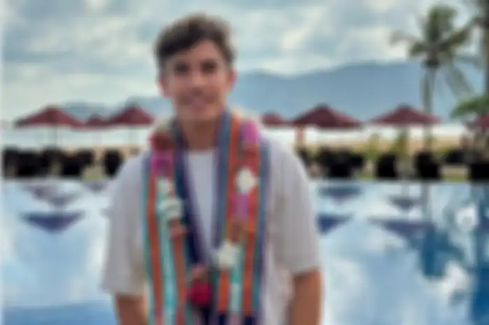 Marc Marquez tiba di Lombok dan menginap di hotel Pullman langsung disambut makanan aneh.