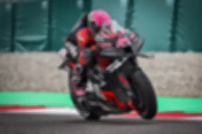 Aleix Espargaro jadi yang tercepat pada sesi practice MotoGP Mandalika 2023. Marc Marquez kalahkan Ducati. 