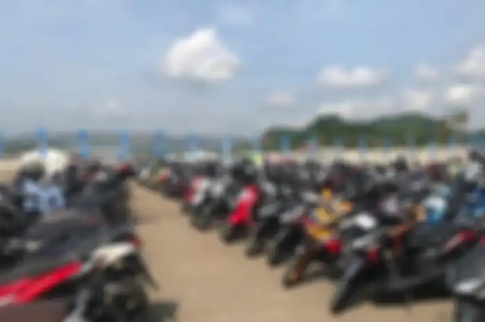 Ilustrasi parkir motor di sirkuit MotoGP Mandalika. 