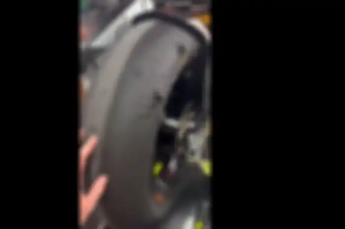 Ban Moto2 korban keganasan sirkuit Mandalika