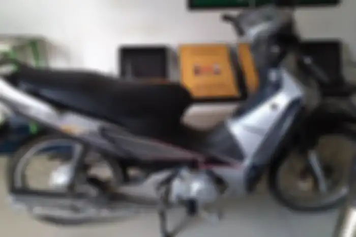 Motor murah Honda Supra X irit bensin akan dilelang Rp 3.200.000 dengan uang jaminan Rp 800 ribu.