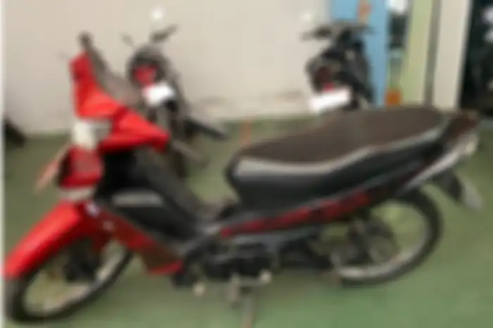 Motor murah harga Rp 3 jutaan bisa bawa pulang Yamaha Vega ZR, bensin irit satu liter bisa tembus 46 km.