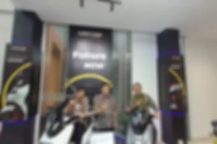 Kalla Kars resmikan showroom motor listrik United E-Motor terbaru di BSD, Tangerang.