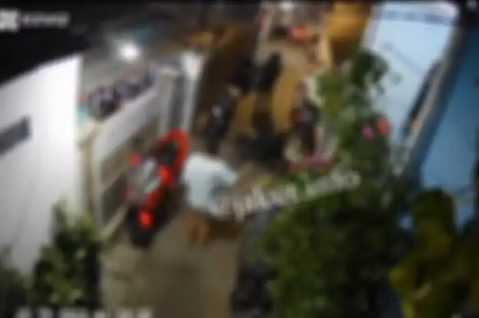 Maling motor berpistol dilawan warga pakai pedang di Jakarta Utara