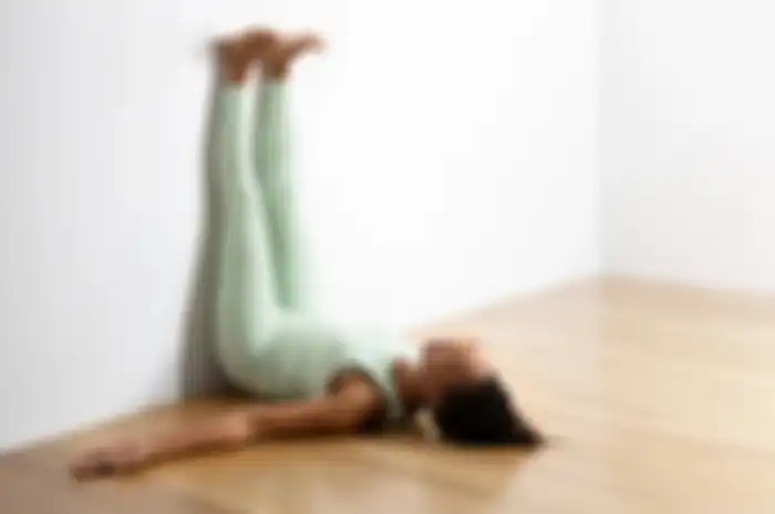 Pose yoga Viparita Karani