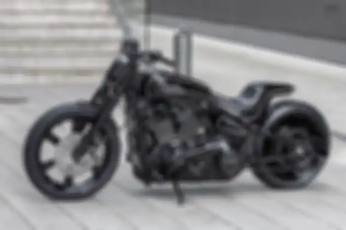 Hasil modifikasi motor custom Harley-Davidson Street Bob 114 bergaya streetfighter.