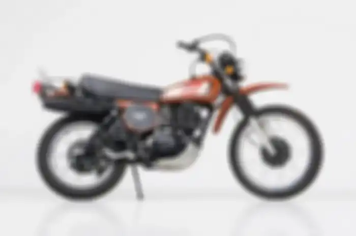 Motor trail jadul Yamaha XT500 tersimpan 45 tahun dan kilometer rendah.