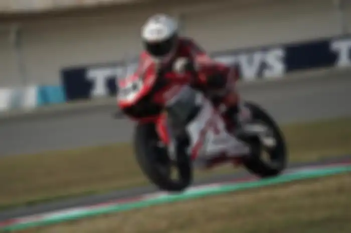Veda Ega Pratama memenangkan balap Race 2 ARRC China 2023 kelas AP250. 