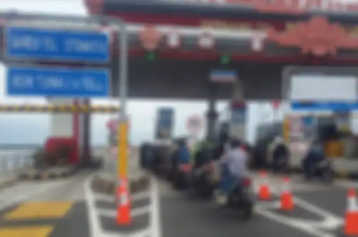 Ilustrasi motor masuk tol di Bali, tepatnya di Jalan Tol Bali Mandara.