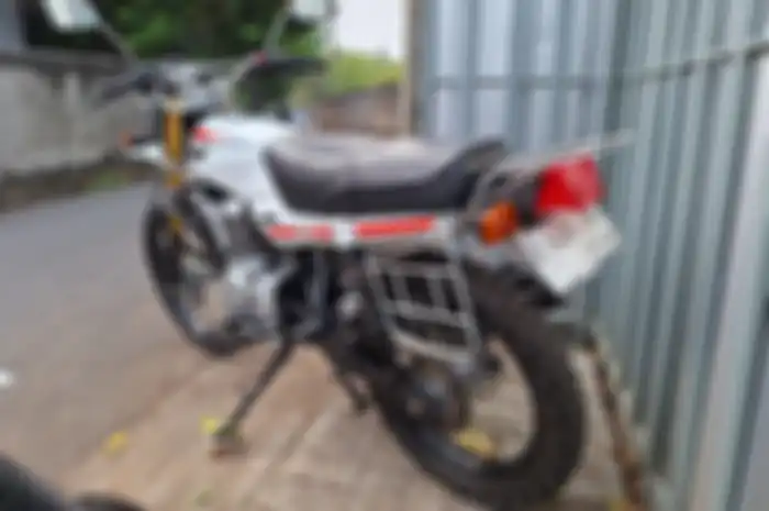 Modifikasi motor Honda Verza dirombak jadi Honda Win.