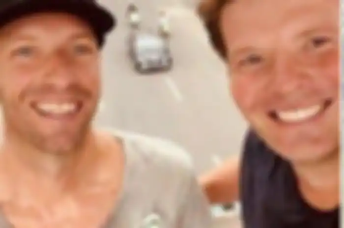 Chris Marten dan Phil Harvey 