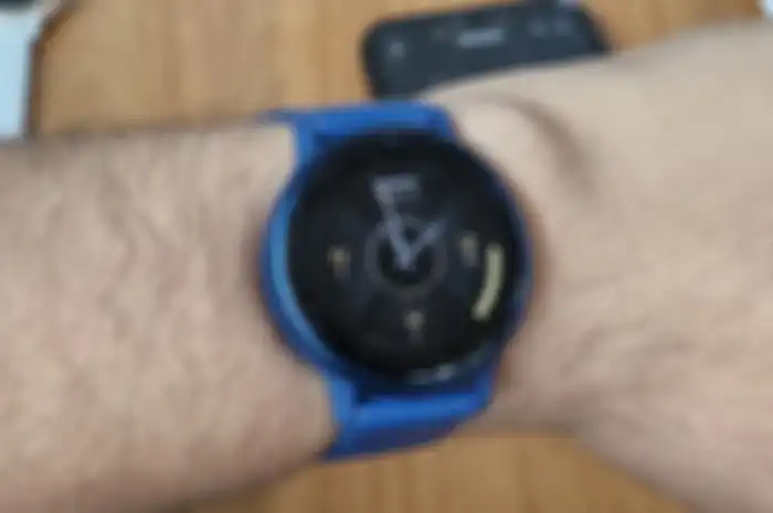 Garmin vivoactive 5 didesain bagi pengguna yang membutuhkan jam pintar dengan fitur kebugaran yang lengkap dan desain kasual
