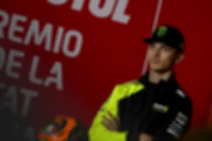 Adik Valentino Rossi Luca Marini pinda ke Repsol Honda Team di MotoGP 2024 tampak dari seluruh kru tim ucapkan hal ini