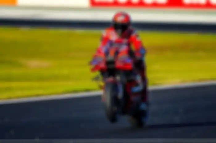 Pecco Bagnaia juara dunia MotoGP 2023. Jorge Martin dan Marc Marquez bertabrakan. 