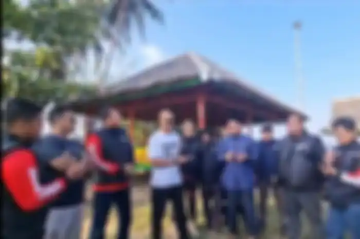 MBI Tangerang adakan touring bertema'Gazz Ngaji Charity' ke Lebak Banten Selatan sambangi Pondok Pesantren.