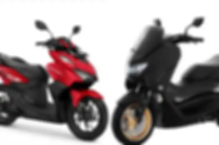Foto ilustrasi Honda Vario 160 (kiri) dan Yamaha NMAX terbaru (kanan).