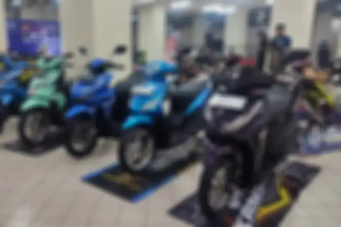Kontes modifikasi motor Mix Matic Day di ITC Kuningan, Minggu (10/12/2023).