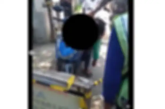 Driver ojol yang meninggal dunia di atas motor mulai mendapatkan tanggapan dari kepolisian. 