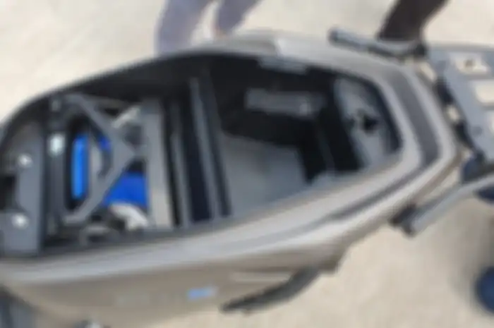Bagasi motor listrik EM1 e:, muat apa saja nih?