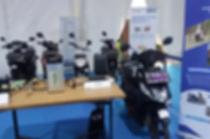 Yakin enggak mau konversi motor listrik? Insentif nambah jadi Rp 10 juta lho, bro.