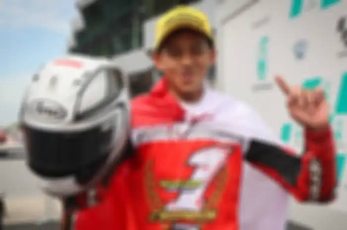Helm Veda Ega saat juara Asia Talent Cup 2023