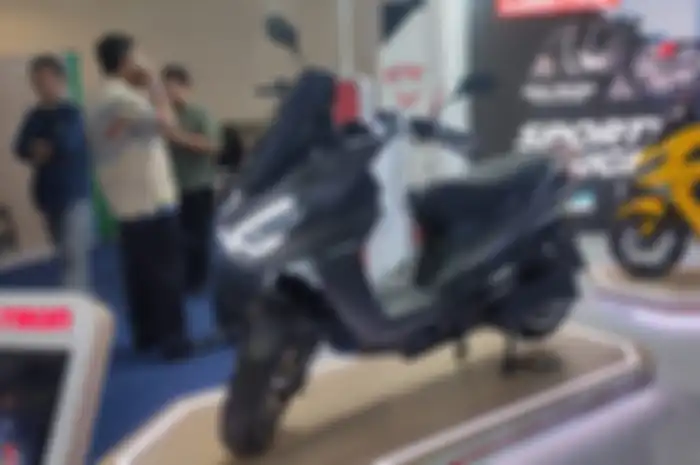 Foto ilustrasi motor listrik Polytron Fox-R salah satu penerima subsidi Rp 7 juta.