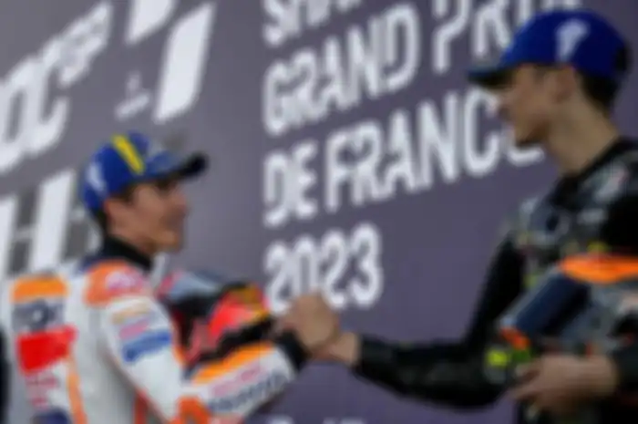 Selamat tinggal 2023 dan selamat datang 2024, Luca Marini resmi berstatus pembalap Repsol Honda Team (kanan) gantikan Marc Marquez (kiri) yang pindah ke Gresini Racing