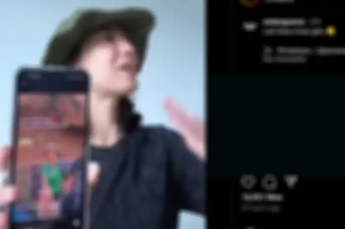 Pevita Pearce cosplay jadi Klaudia