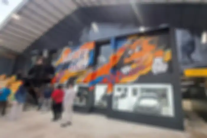 Grand Opening Master Glow, perawatan bodi motor dan mobil lengkap di Cempaka Putih