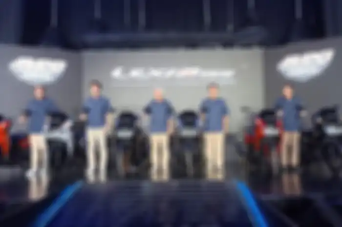 Varian warna Yamaha Lexi 155 yang baru diluncurkan di Jakarta dengan tiga tipe yang dijual. 