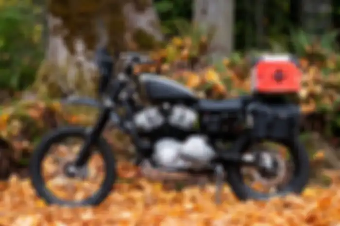 Hasil modifikasi motor Harley-Davidson Sportster 883 adventure.