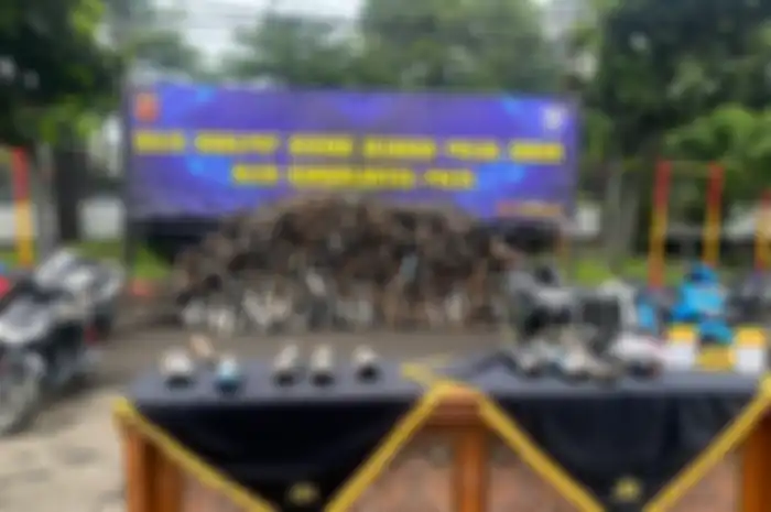 Knalpot brong diamankan Polda Jabar.