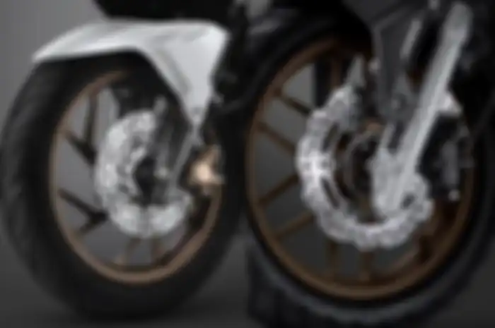 Ilustrasi rem ABS di Honda Vario 160 (kiri) dan ADV 160, fitur yang bisa tekan angka kecelakaan.