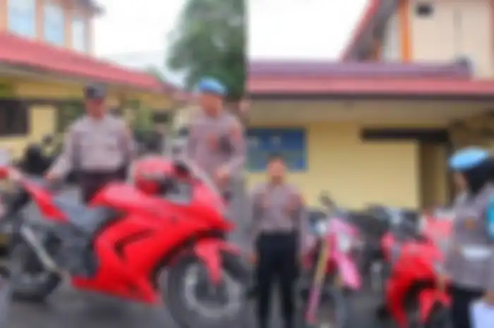 Razia knalpot brong dilakukan polisi di Sintang, targetnya sesama polisi.