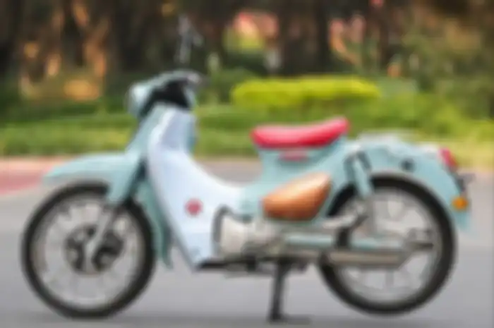Kamax Super Cub 125cc motor kembaran Honda Super Cub versi murah meriah dijual Rp 23 jutaan.