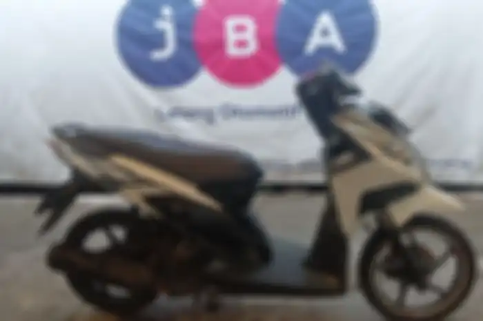 Motor murah Honda Vario terdapat di lelang motor JBA di Jakarta.