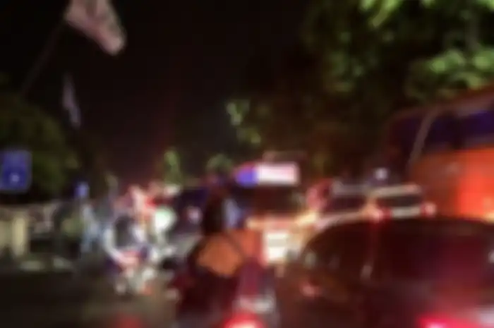 Sejak pagi hari, pendukung Anies Baswedan dan Muhaimin datang ke JIS untuk kampanye akbar. Rela macet hingga 2 Km. (KOMPAS.com/ Tatang Guritno)
