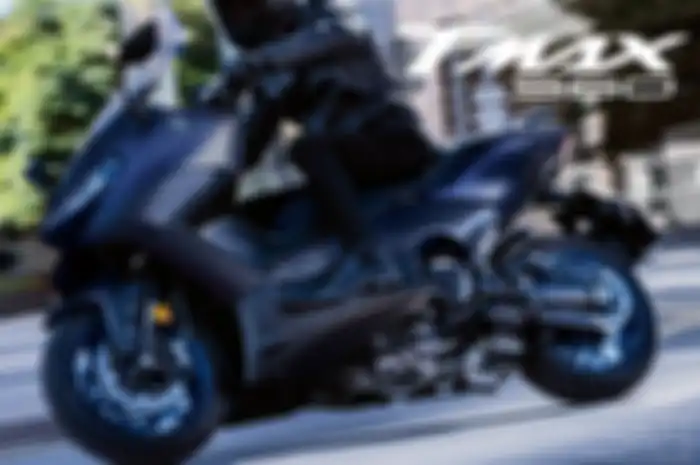 Yamaha TMAX 560 Tech Max 2024 dijual di Malaysia