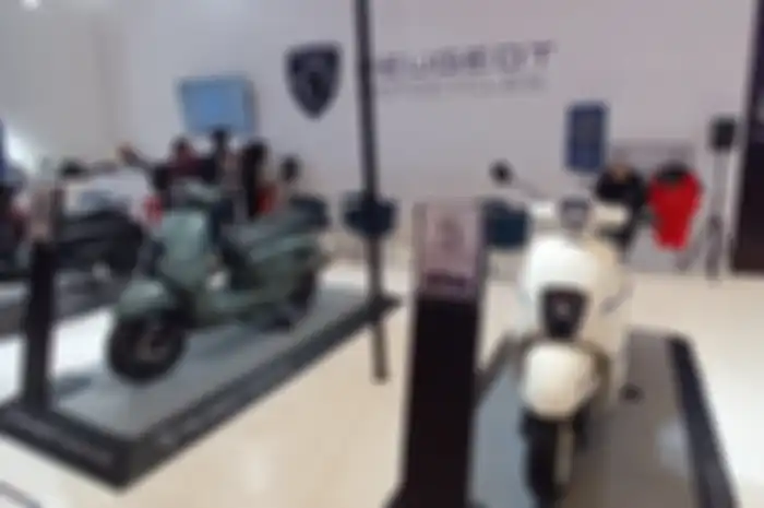 Peugeot Motorcycles Indonesia hadir di IIMS 2024.