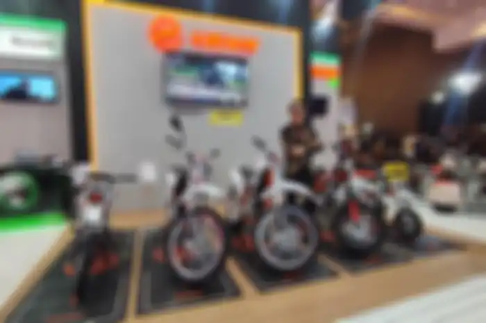 Keeway luncurkan motor murah bergaya trail off-road di IIMS 2024.
