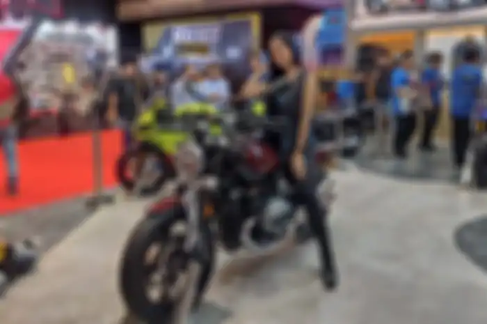 BMW Motorrad Indonesia rilis BMW R12 di IIMS 2024, motor baru dengan harga setara puluhan Yamaha NMAX.