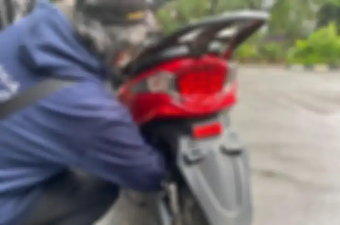 Moeldoko Ketua Umum Periklindo menyenggol produsen motor listrik soal maraknya kasus pencurian baterai.