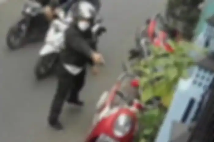 Ilustrasi, polisi masih memburu komplotan maling motor yang menembak pria paruh baya berinisial MT (54) di Gang Merpati IV, Menteng Dalam, Tebet, Jakarta Selatan.