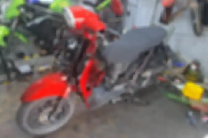Bongkar Honda Stylo 160 umur tiga hari, kok banyak silikat