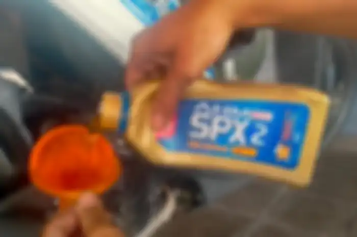 Patokan ganti oli tak semata kilometer tapi ada faktor-faktor lain 