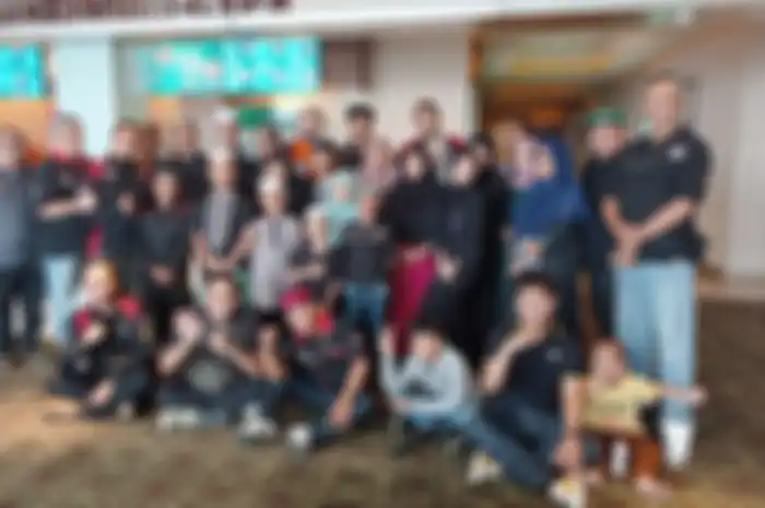Jakarta Max Owners (JMO) ajak anak yatim piatu nonton bareng di XXI.
