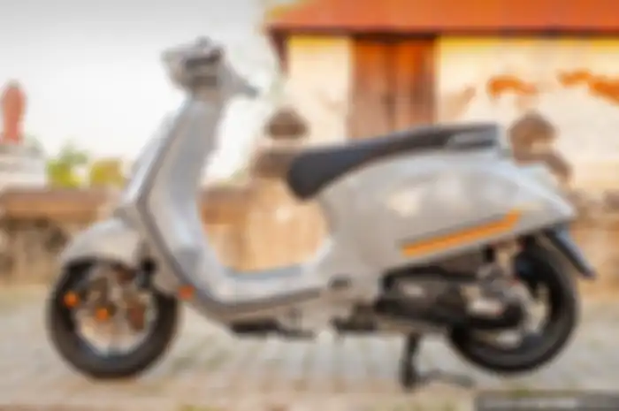Modifikasi motor Vespa Sprint fokus di kaki-kaki.